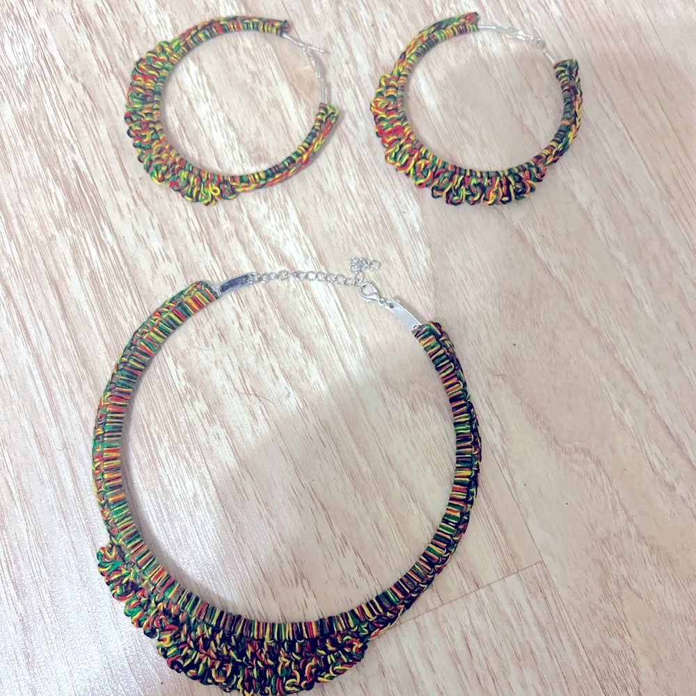 HANDMADE EARRING SET